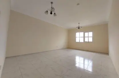 شقة - 2 غرف نوم - 2 حمامات للايجار في الند - القاسمية - الشارقة