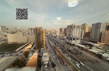 Apartment - 3 Bedrooms - 4 Bathrooms for sale in Gulfa Towers - Al Rashidiya 1 - Al Rashidiya - Ajman