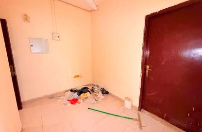 Apartment - 1 Bedroom - 1 Bathroom for rent in Fire Station Road - Muwaileh - Sharjah