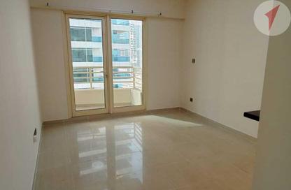 Apartment - 1 Bedroom - 2 Bathrooms for rent in Manchester Tower - Dubai Marina - Dubai