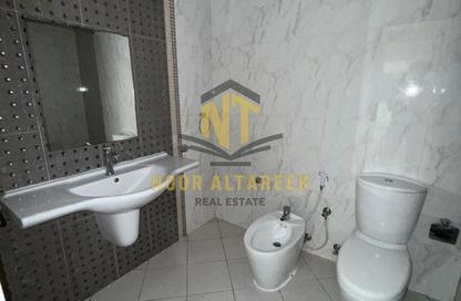 Apartment - 2 - 2 for rent in Al Khan Corniche - Al Khan - Sharjah