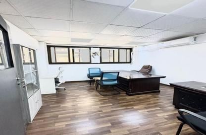 Business Centre - Studio - 2 Bathrooms for rent in Al Kazim Building - Karama Park Area - Al Karama - Dubai