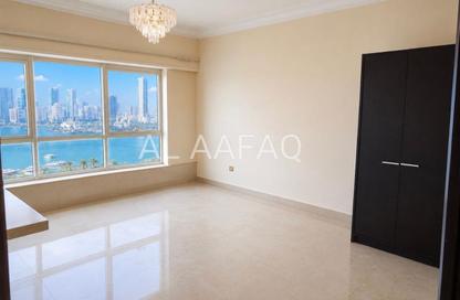 Apartment - 3 - 4 for rent in Al Majaz 2 - Al Majaz - Sharjah Apartment - 3 - 4 for rent in Al Majaz 2 - Al Majaz - Sharjah