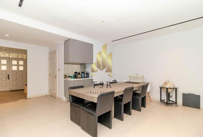 123834423 - Property Image 3