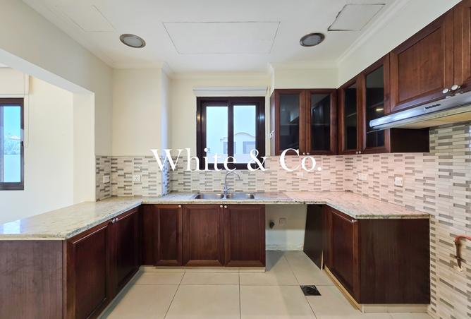 128820440 - Property Image 2