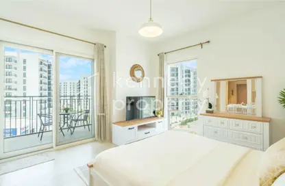 Apartment - Studio - 1 Bathroom for rent in Waters Edge - Yas Island - Abu Dhabi