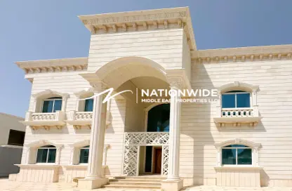 Villa - 5 Bedrooms - 6 Bathrooms for sale in Al Muntazah - Abu Dhabi