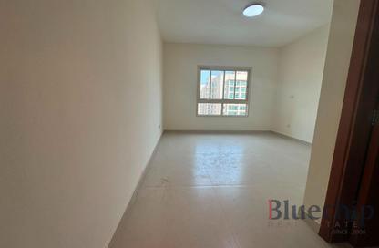 Apartment - 2 - 2 for rent in Al Dhafra 2 - Al Dhafra - Greens - Dubai Apartment - 2 - 2 for rent in Al Dhafra 2 - Al Dhafra - Greens - Dubai