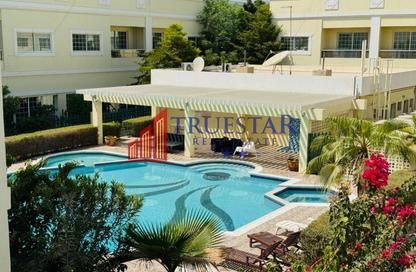 Villa - 4 Bedrooms - 4 Bathrooms for rent in Jumeirah 1 Villas - Jumeirah 1 - Jumeirah - Dubai