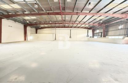 Warehouse - Studio for rent in Phase 2 - Dubai Investment Park (DIP) - Dubai