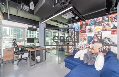 Office Space - Studio for sale in The Binary Tower - Business Bay - Dubai