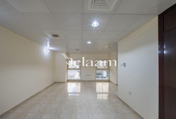 74624046 - Property Image 2