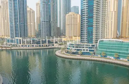 Apartment - 1 Bedroom - 2 Bathrooms for rent in Orra Harbour Residences and Hotel Apartments - Dubai Marina - Dubai