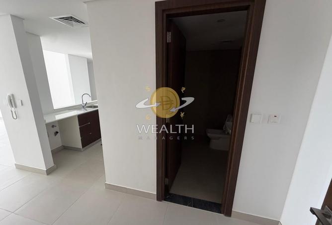 121096399 - Property Image 3