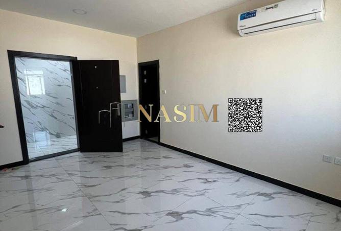 72305526 - Property Main Image