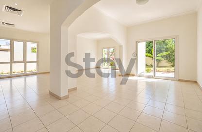 Villa - 5 - 5 for sale in Meadows 1 - Meadows - Dubai