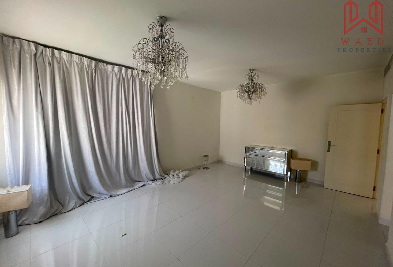 Charming 4BR Villa | Private Garden|Prime Location photo 6