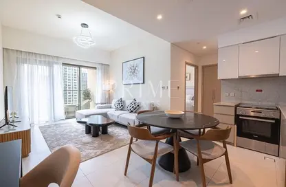 Apartment - 1 Bedroom - 1 Bathroom for rent in Burj Royale - Downtown Dubai - Dubai