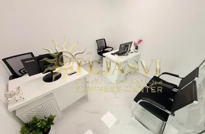 مكتب - غرفة نوم - 1 حمام للايجار في فاطمه محمد احمد بن سليمان - الرفاعة - بر دبي - دبي