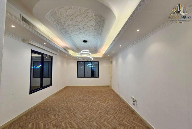 71100847 - Property Image 2