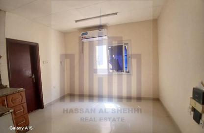 Apartment - Studio - 1 Bathroom for rent in Muwailih Building - Muwaileh - Sharjah