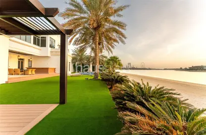Villa - 6 Bedrooms - 7 Bathrooms for sale in Signature Villas Frond P - Signature Villas - Palm Jumeirah - Dubai