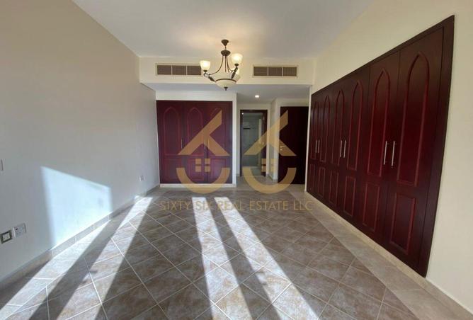 83250423 - Property Image 2