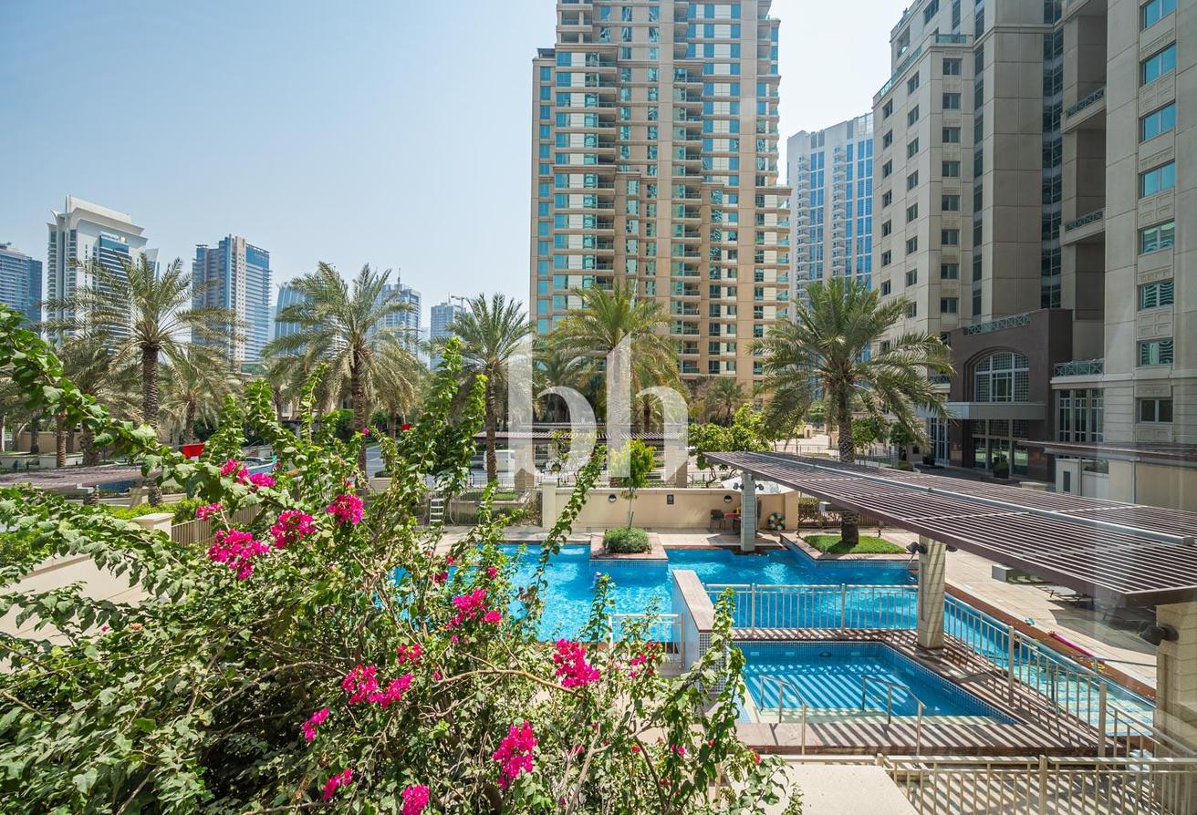 Vacant | Spacious 4BR+Maid | Emaar Community photo 12