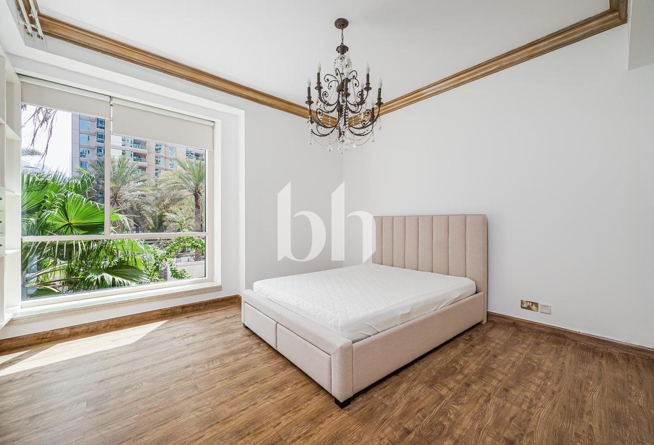 Vacant | Spacious 4BR+Maid | Emaar Community photo 10