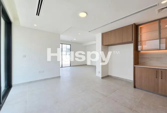 165047701 - Property Image 2