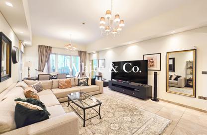 Apartment - 3 Bedrooms - 4 Bathrooms for sale in Marina Residences 4 - Marina Residences - Palm Jumeirah - Dubai