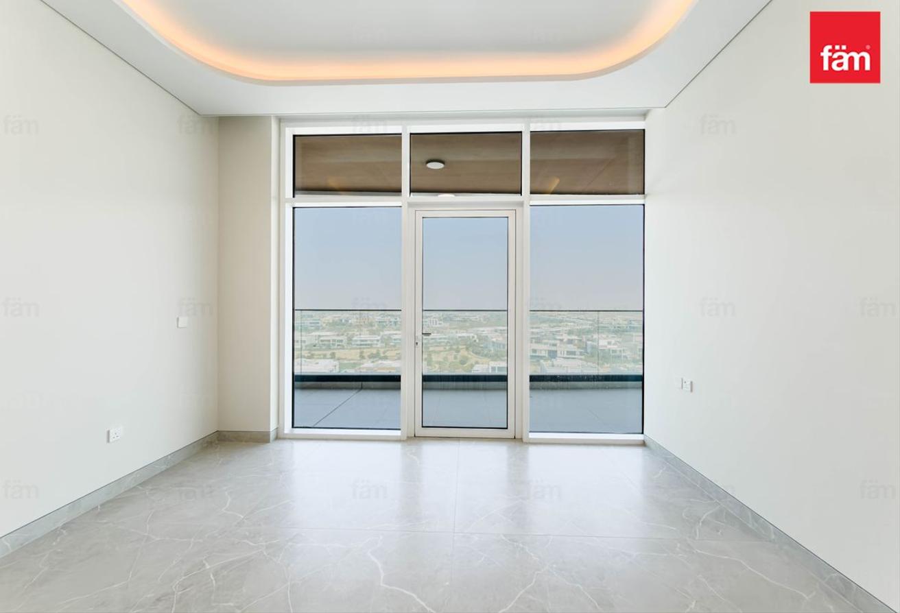 2BR | High Floor | Vacant | Golf Course View photo 15