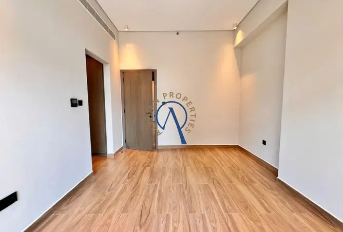 160109105 - Property Image 3