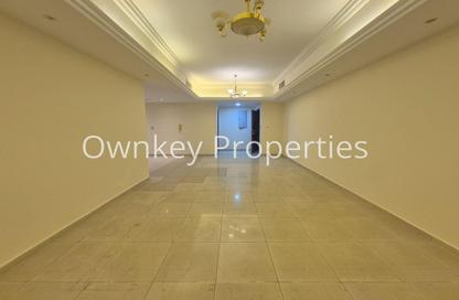 Apartment - 2 Bedrooms - 3 Bathrooms for rent in Al Menhali Building - Oud Metha - Bur Dubai - Dubai