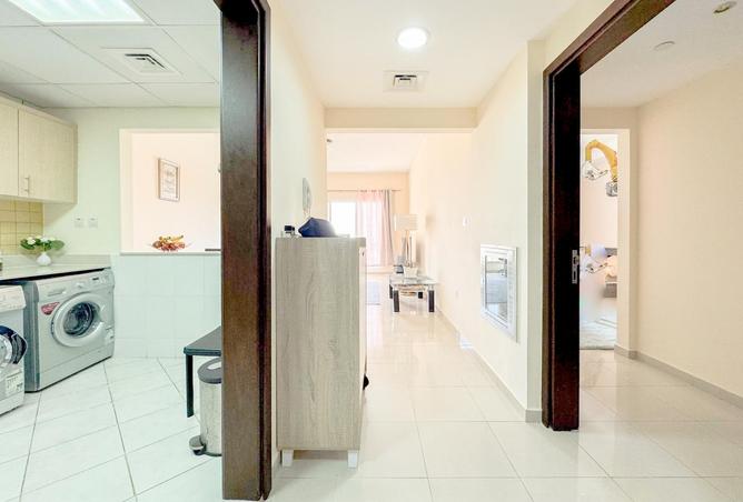 77381935 - Property Image 3