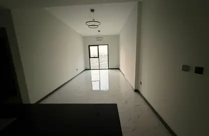 Apartment - 2 Bedrooms - 2 Bathrooms for rent in Rukan Tower B - Rukan Tower - Rukan - Dubai Land - Dubai