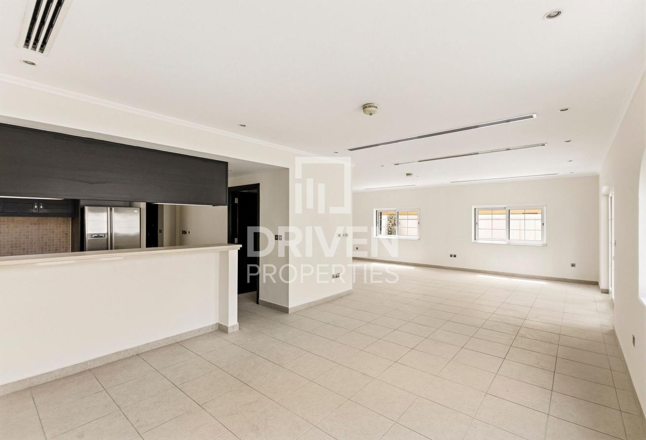 Standalone Villa | Spacious | Mature Garden photo 4