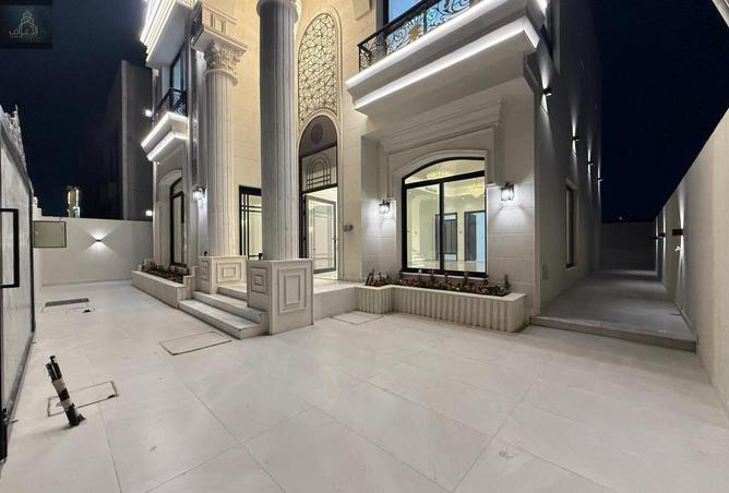 102410767 - Property Image 3