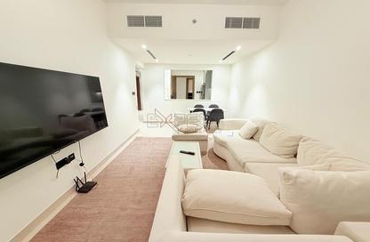 Apartment - 3 - 3 for rent in Binghatti Creek - Al Jaddaf - Dubai