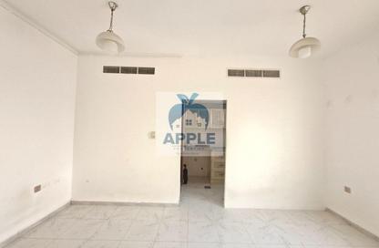 Apartment - Studio - 1 for rent in Fire Station Road - Muwaileh - Sharjah