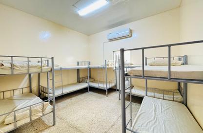 Labor Camp - Studio - 5 for rent in M-17 - Mussafah Industrial Area - Mussafah - Abu Dhabi