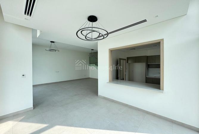 112303571 - Property Image 3
