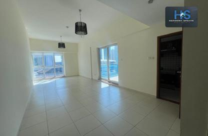 Apartment - 1 Bedroom - 2 Bathrooms for rent in Cascades Tower - Dubai Marina - Dubai