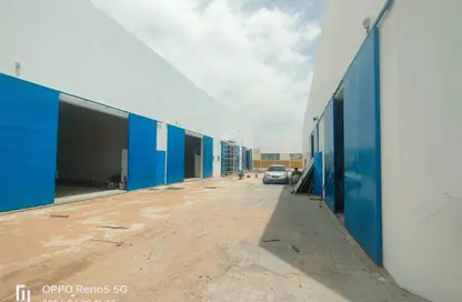 سكن الموظفين - استوديو - 8 حمامات للايجار في الصجعة الصناعية - الصجعة - الشارقة