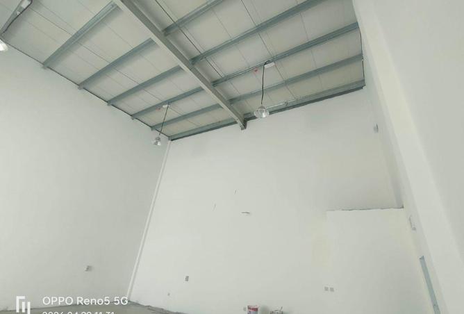 83221331 - Property Image 3