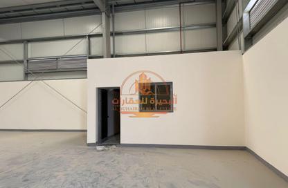 Warehouse - Studio - 1 Bathroom for rent in Al Sajaa S - Al Sajaa - Sharjah