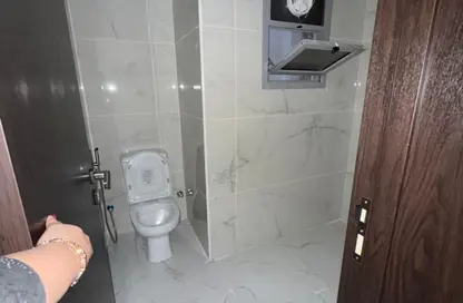Apartment - 4 Bathrooms for rent in Ajman Corniche Residences - Ajman Corniche Road - Ajman