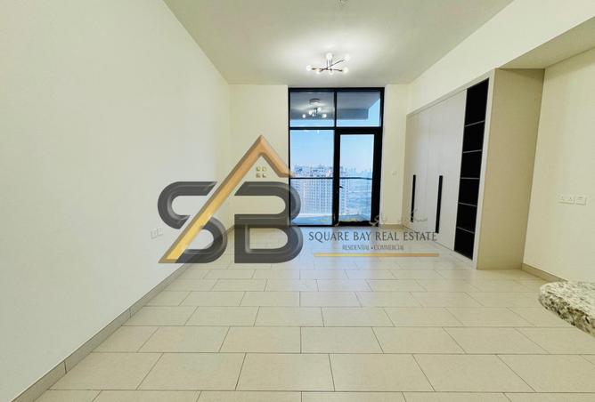 82354967 - Property Image 2