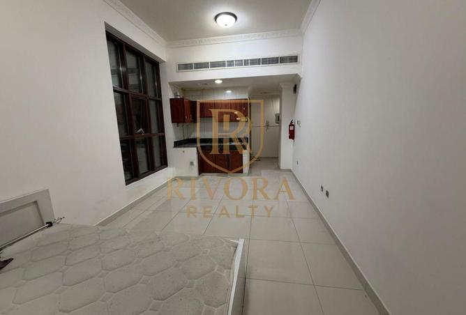 92705543 - Property Main Image