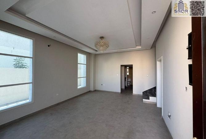 84067531 - Property Image 3